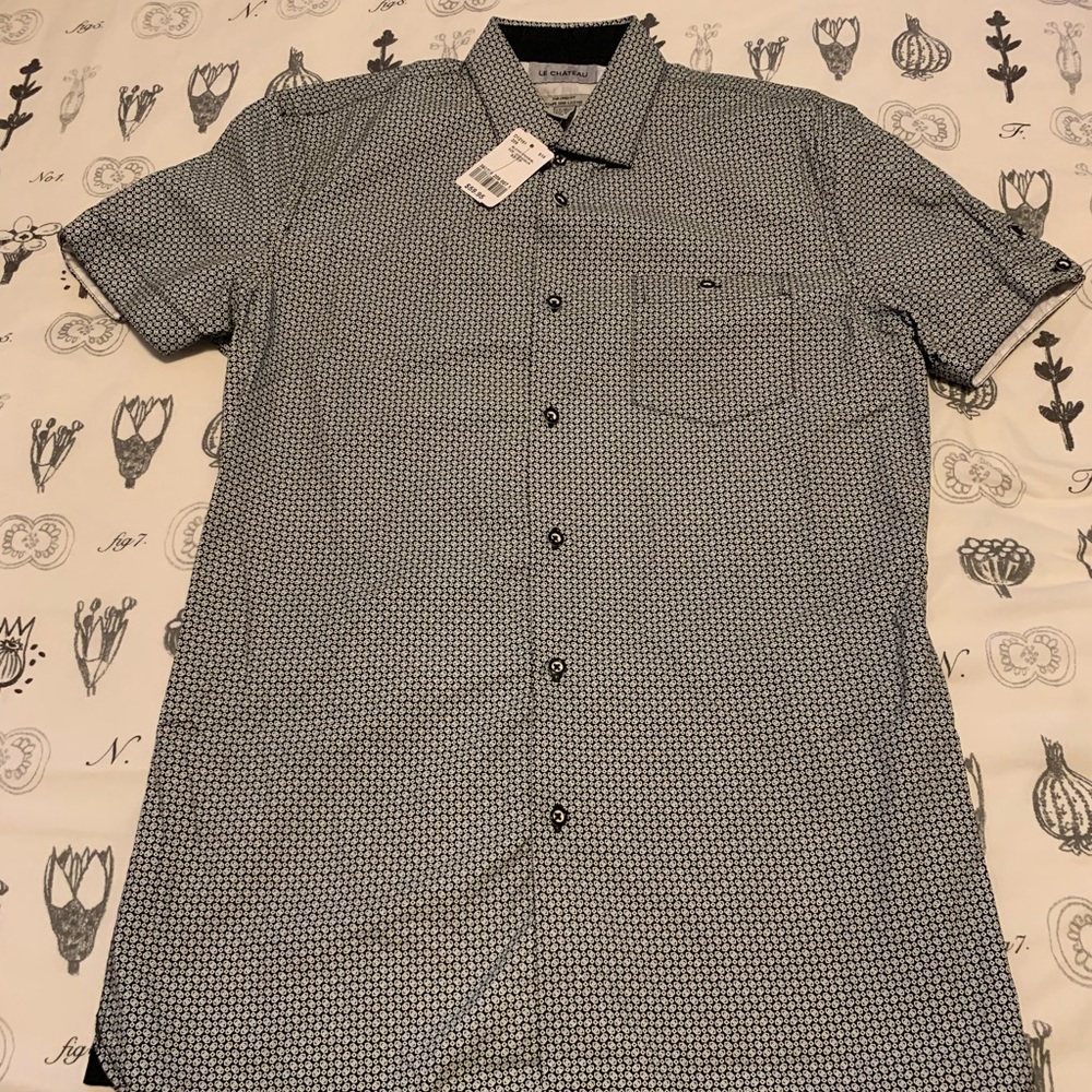 Short sleeve button up - Brand New